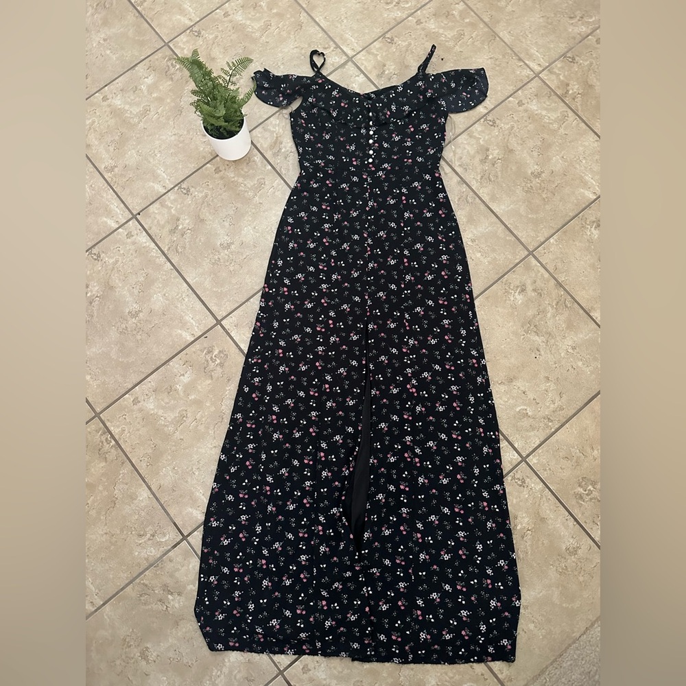 BLACK FLORAL MAXI DRESS